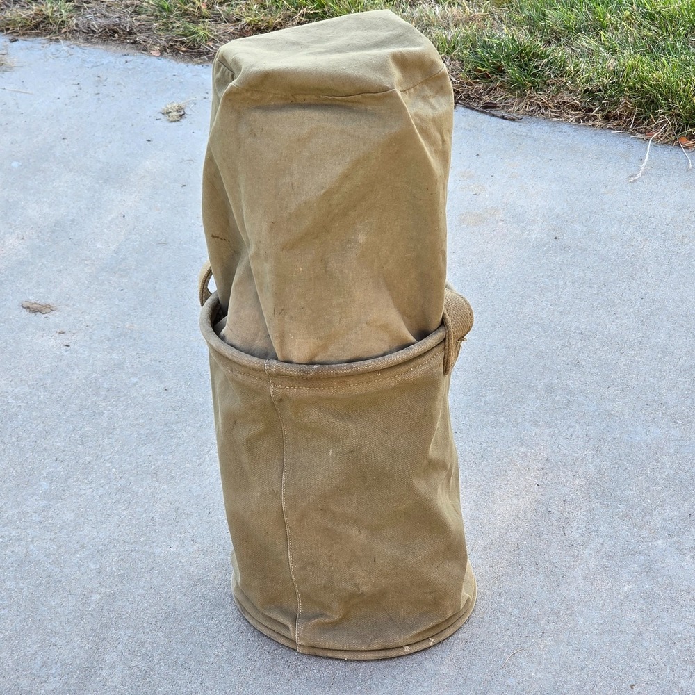 WWII US Military Army Canvas Water Bucket 1943 Collapsible Jeep Cavalry Pail - Picture 14 of 16